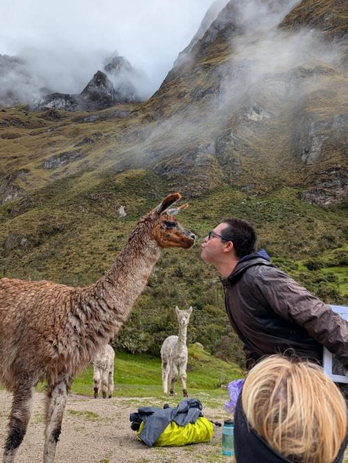 Day 1: Cusco - Km 104 -Machu Picchu - Puente Ruinas